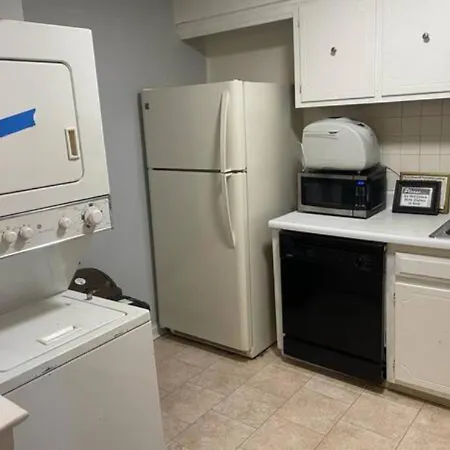 Airport Xpress Guestrooms Philadelphia Exterior photo