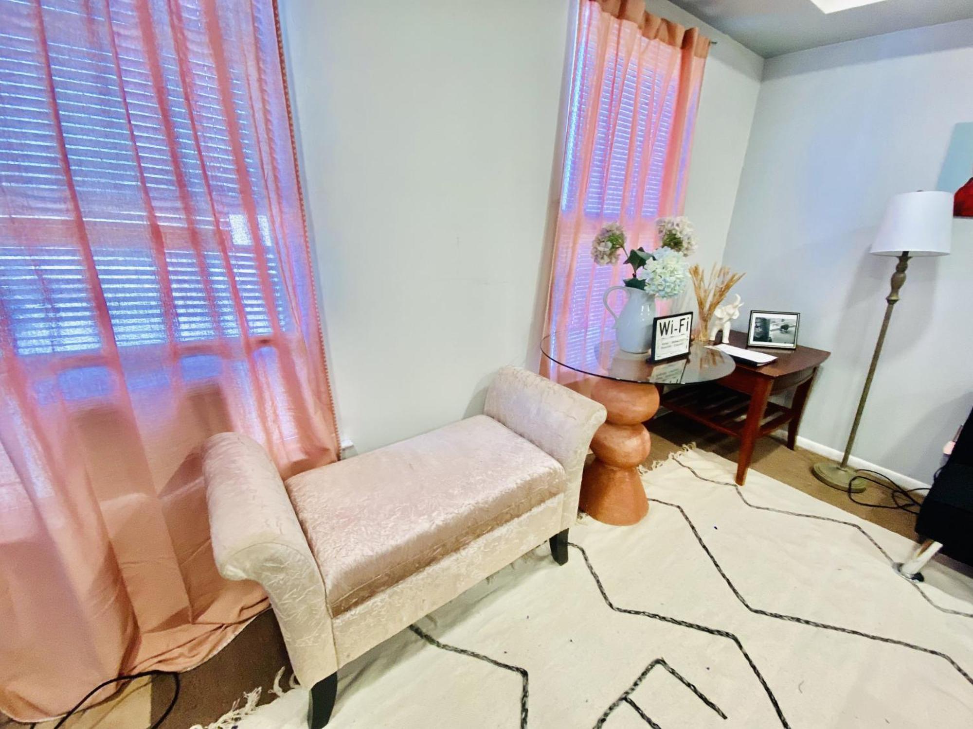 Homestay Airport Xpress Guestrooms